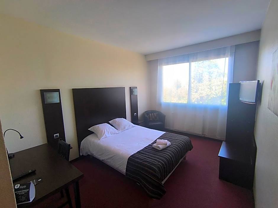 Adonis Lyon Est Hôtel Artys