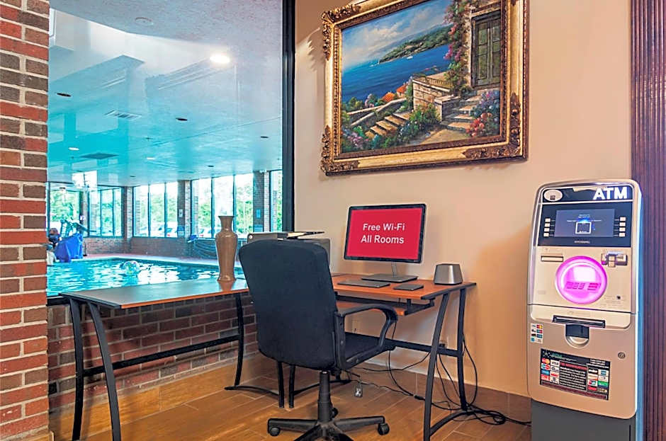 Red Roof Inn & Suites Lake Orion/Auburn Hills