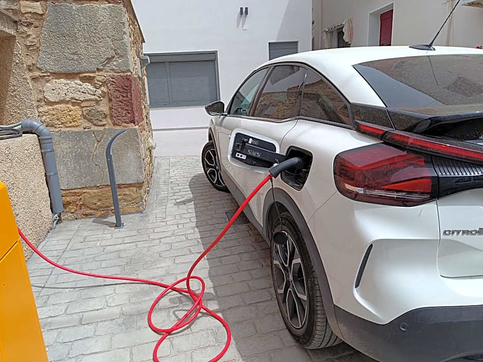 Data Chios Center semi basement