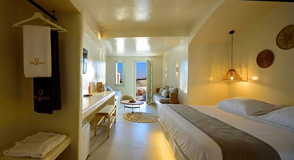 Terra Blanca Suites