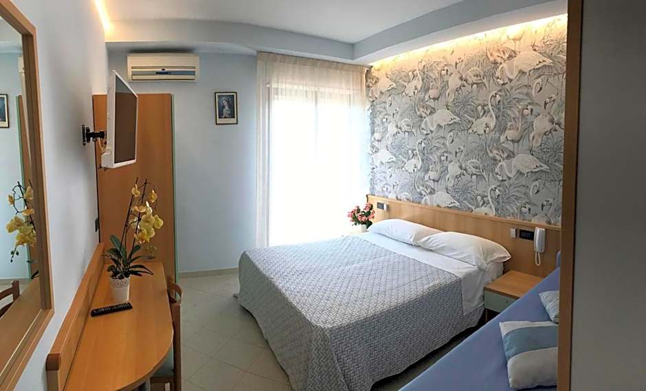 HOTEL NARCISi