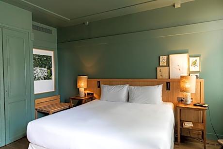 Superior Queen Room