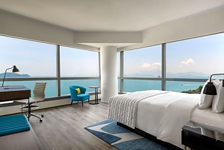 Corner Room with King Bed and Oceanfront View