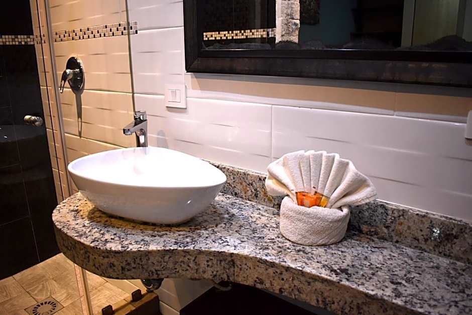 Illusion Xpress I Attraction Hotel Deluxe