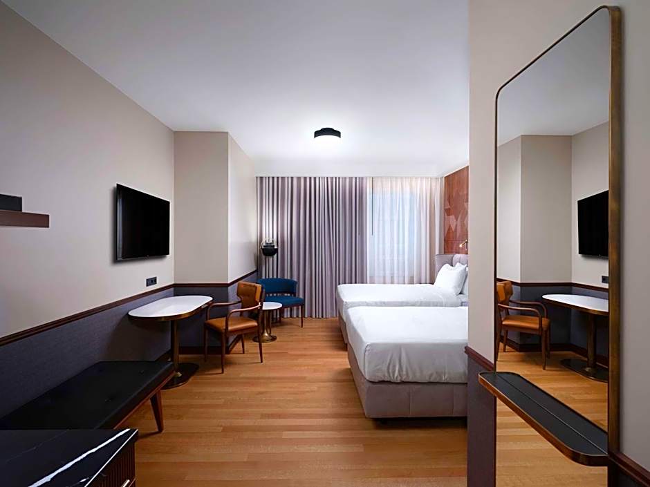 Iceland Parliament Hotel, Curio Collection by Hilton