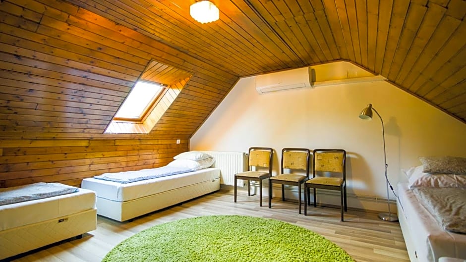 Natúra Panzió&Apartmanház