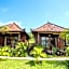 D'Muncuk Huts Lembongan