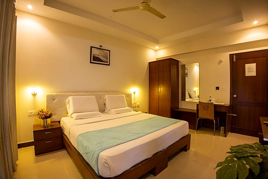 Metro Plaza Hotel by RAK Rooms