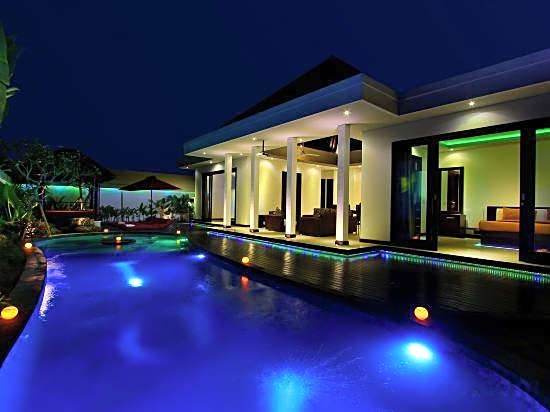 Dancing Villas Nusa Dua
