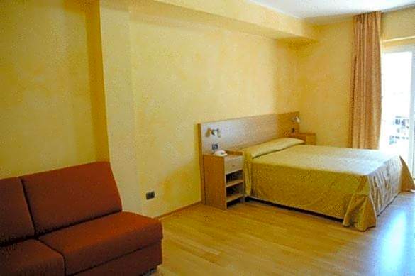 Photo 1 of 4 of Triple Room