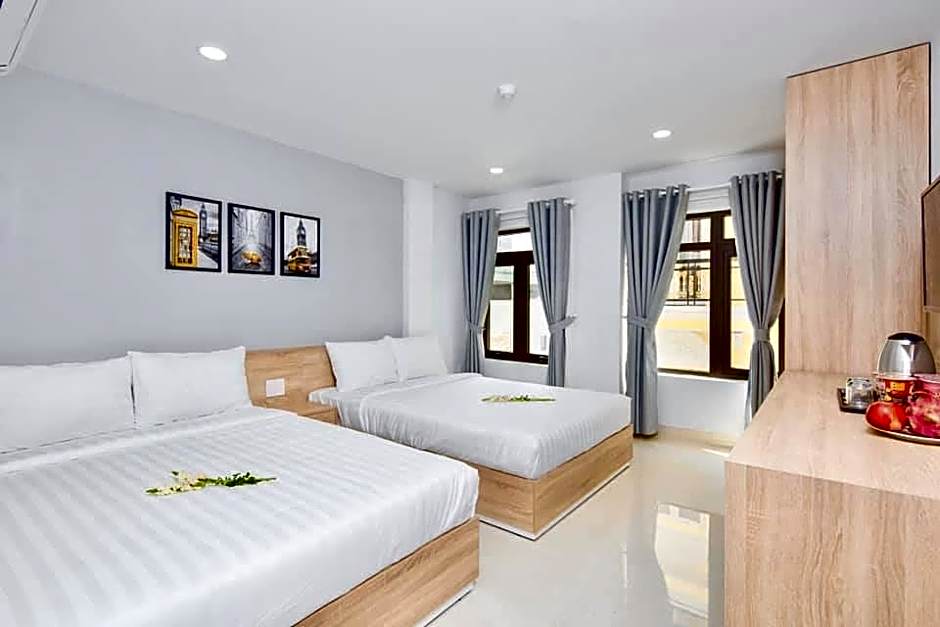 Luna House Danang Hotel