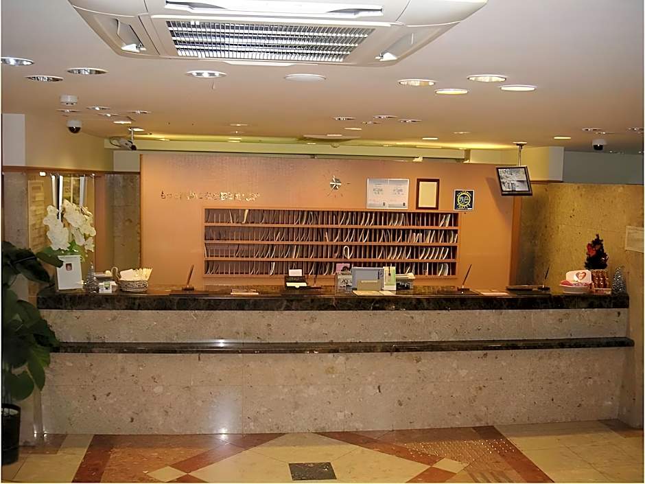 Toyoko Inn Shin-Osaka Chuo-Guchi Honkan