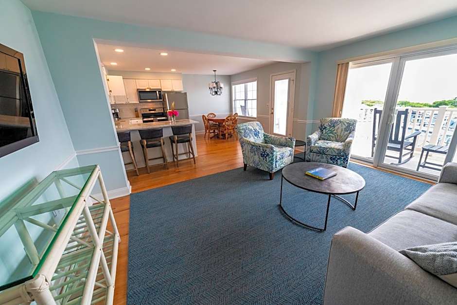 Sandpiper Beach Club