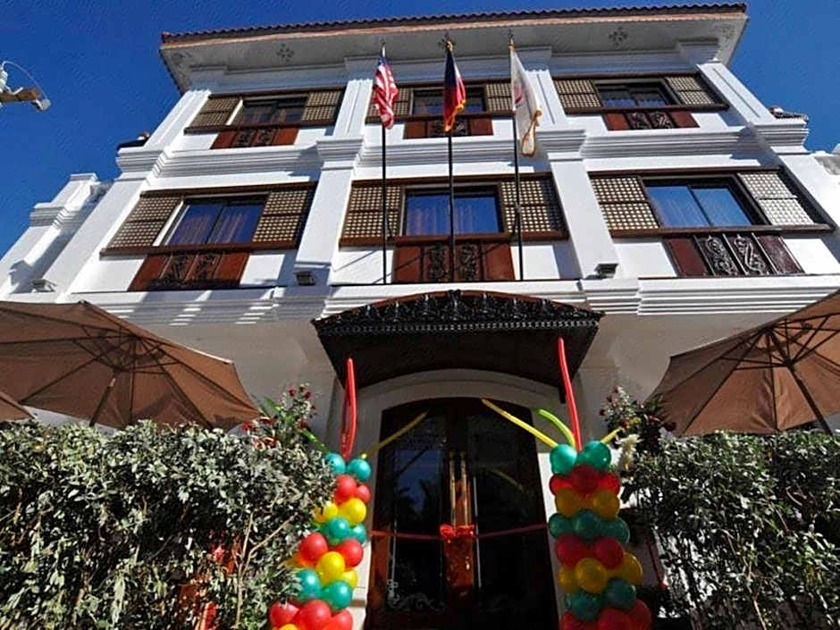 West Loch Park Hotel Vigan