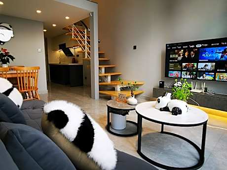 Panda ZuoKe Visitor Apartment / Xiongmao Zuoke Homestay