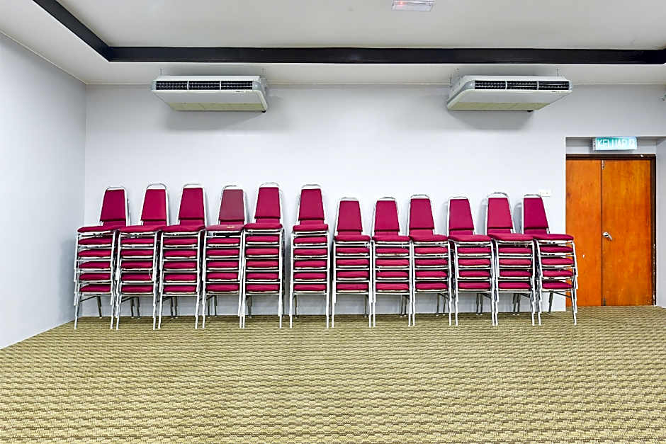 OYO 91052 Hotel Kenangan