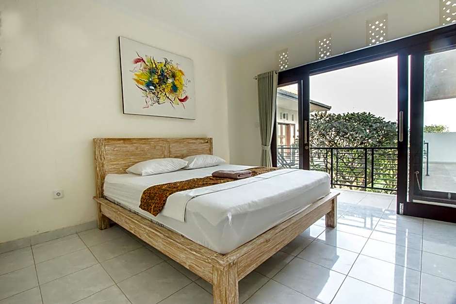Azalea Homestay & Villa