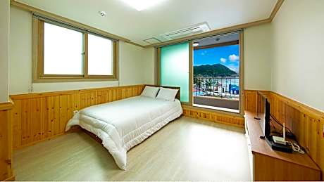 Samcheok Haega Pension