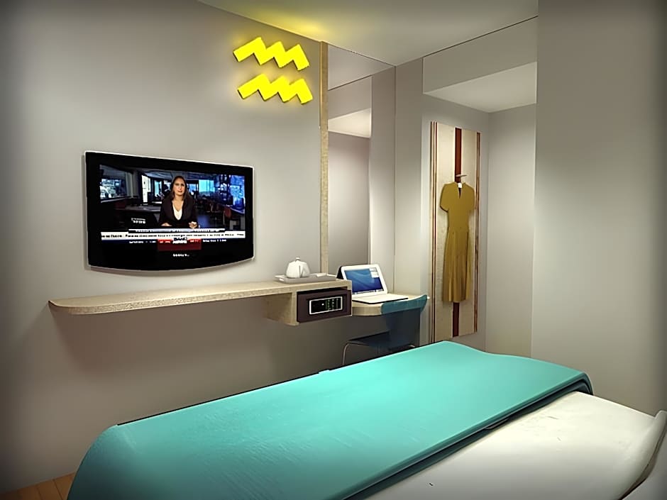 Zodiak At Kebon Jati Hotel