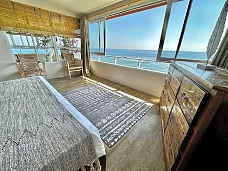Beach front villa , All Mare 2