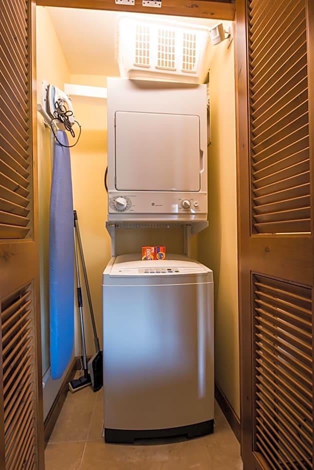 The Lodge at Mountaineer Square