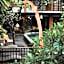 Fourteen Roses Boutique Hotel, Kuta