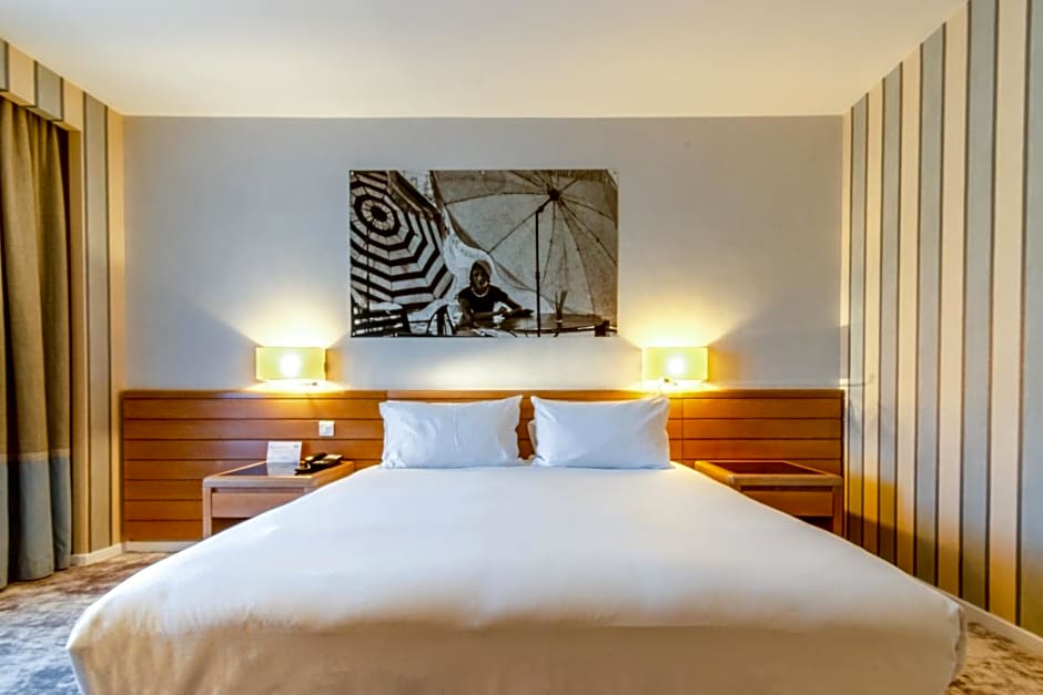 Holiday Inn Resort Nice Port St Laurent By IHG