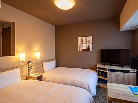 Twin Room - Non-Smoking - Cleaning Every 3 Days