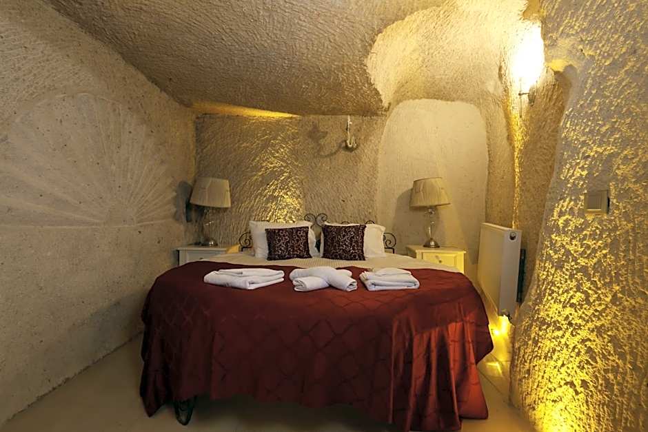 Anatelein Cave Hotel