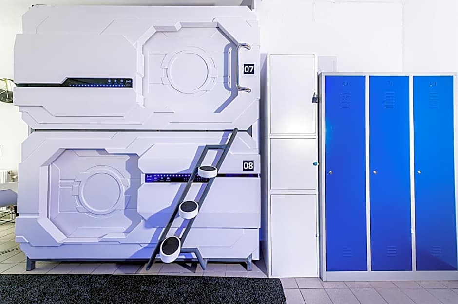 Space Home Apartment - Inner City