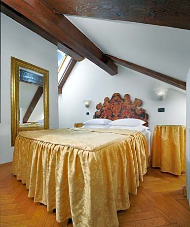 Prestige Suite with Castle View