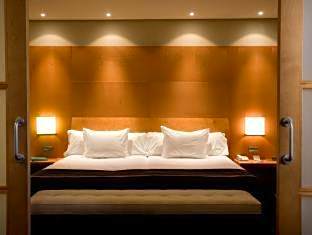 Silken Al-Andalus Palace