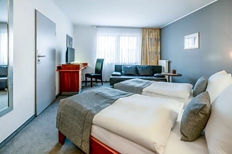 Standard Family Twin Room with Sofa Bed