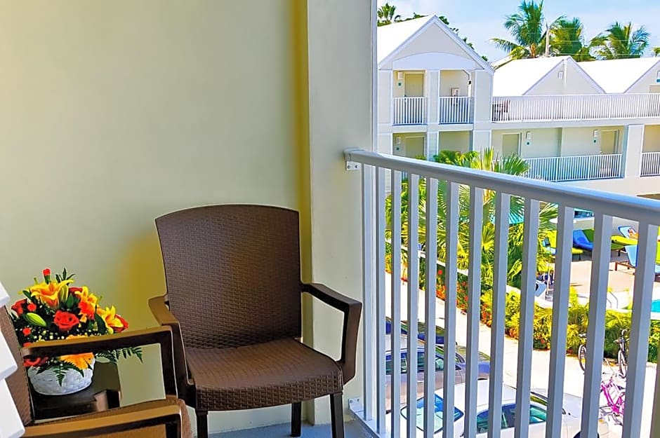 Silver Palms Inn