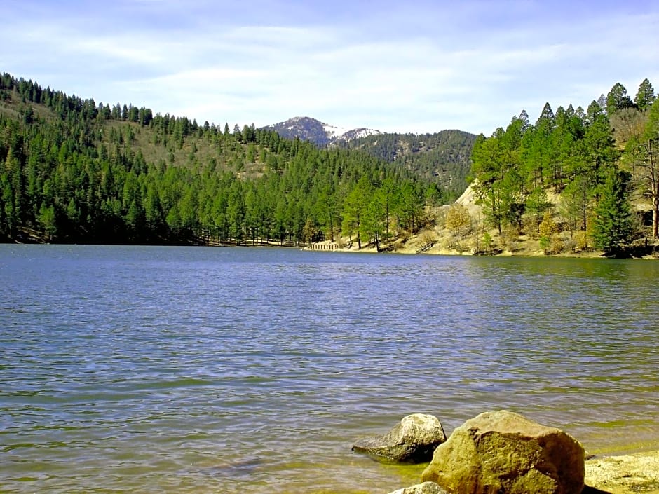 Big Bear, 3 Bedrooms, Stone Fireplace, Midtown, Sleeps 8