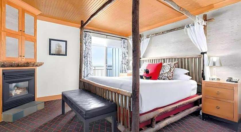 The Edgewater, A Noble House Hotel