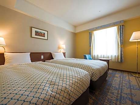 Standard Twin Room - Non-Smoking