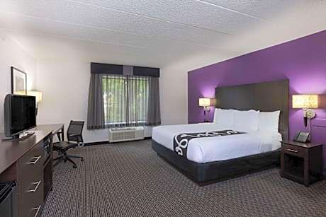 Deluxe King Room with Sofa Bed