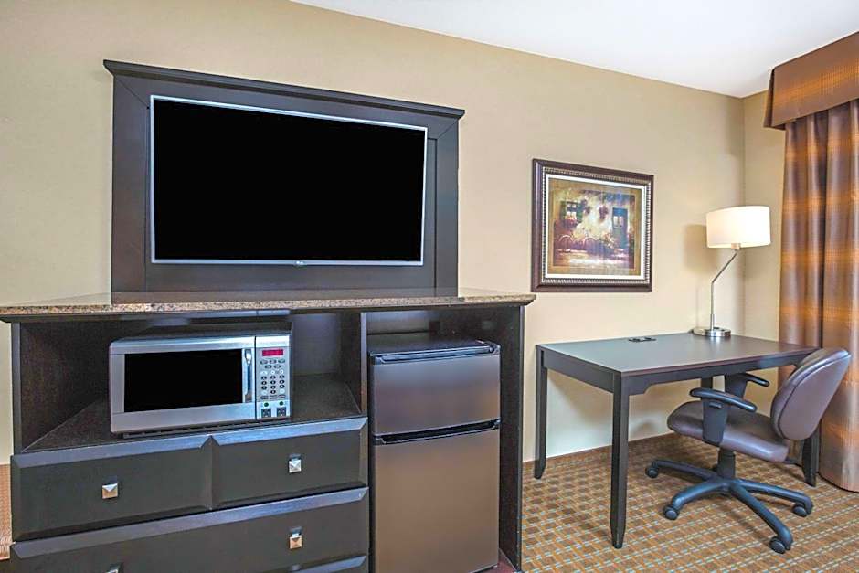 La Quinta Inn & Suites by Wyndham Paso Robles