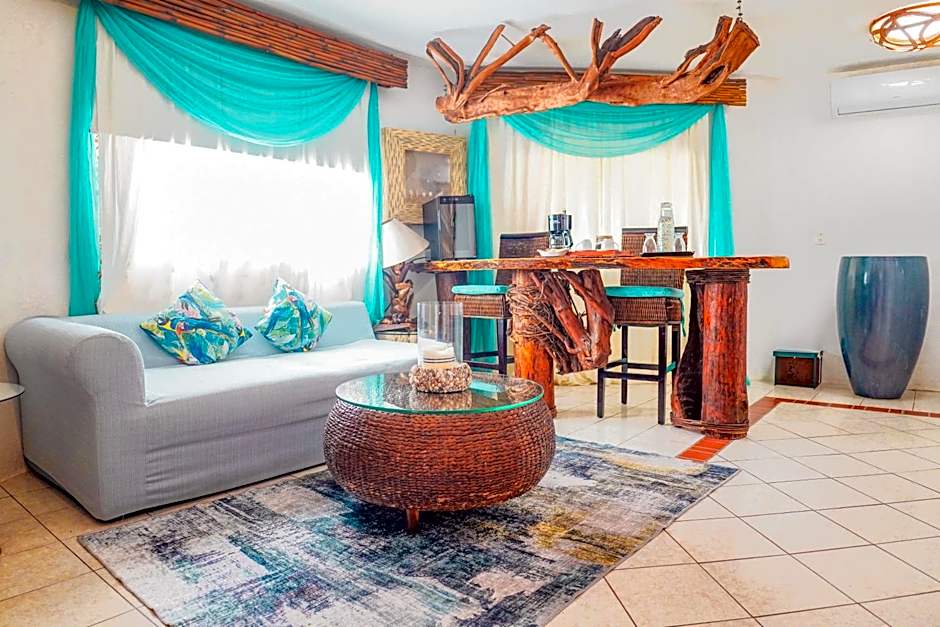 Monyoli Hotel & Boutique