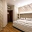 Top Floor Colosseo Guesthouse