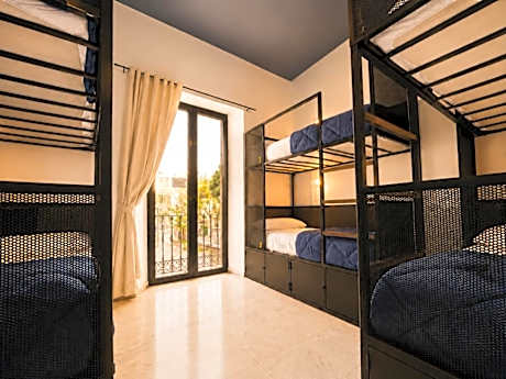 6 Bed Private Room with Private Bathroom