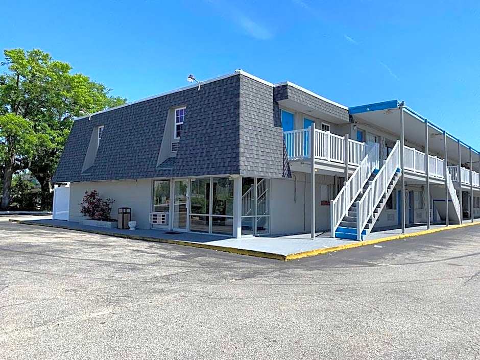 Studio 6 Wilmington, NC
