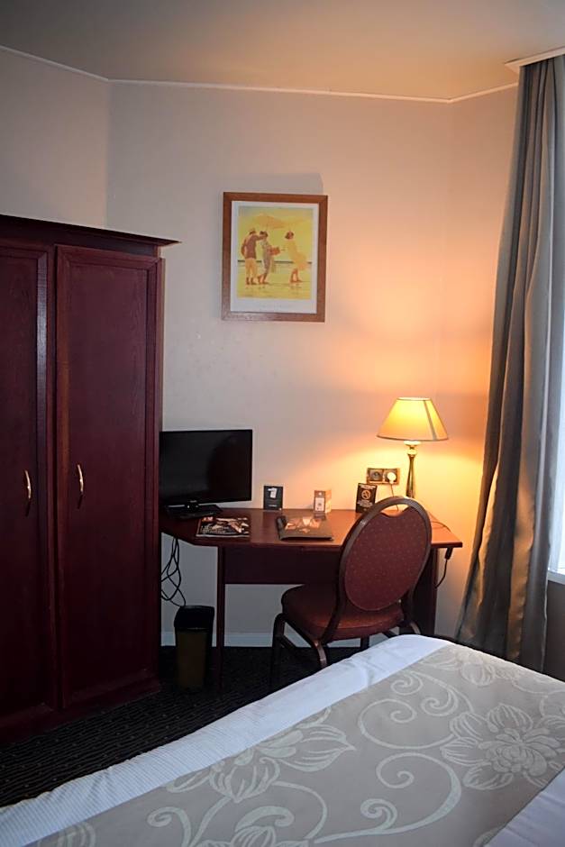 Metropol Hotel