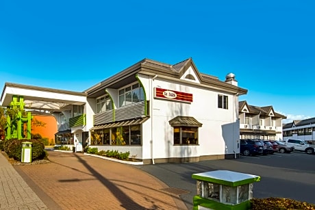 SureStay Hotel by Best Western North Vancouver Capilano