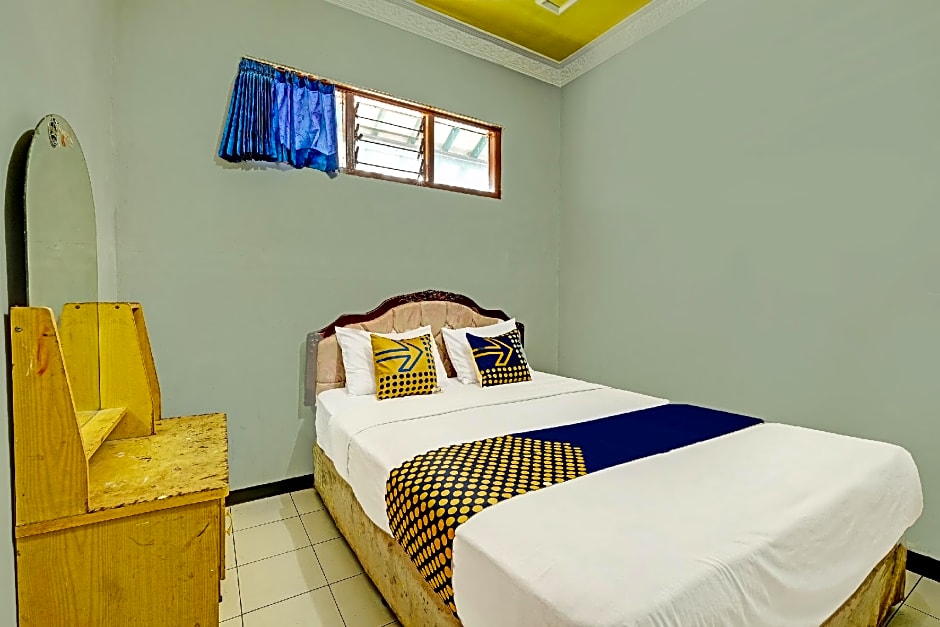 SPOT ON 91715 Hotel Citra Dewi 1