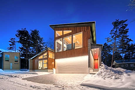 The Moo by The Hakuba Collection