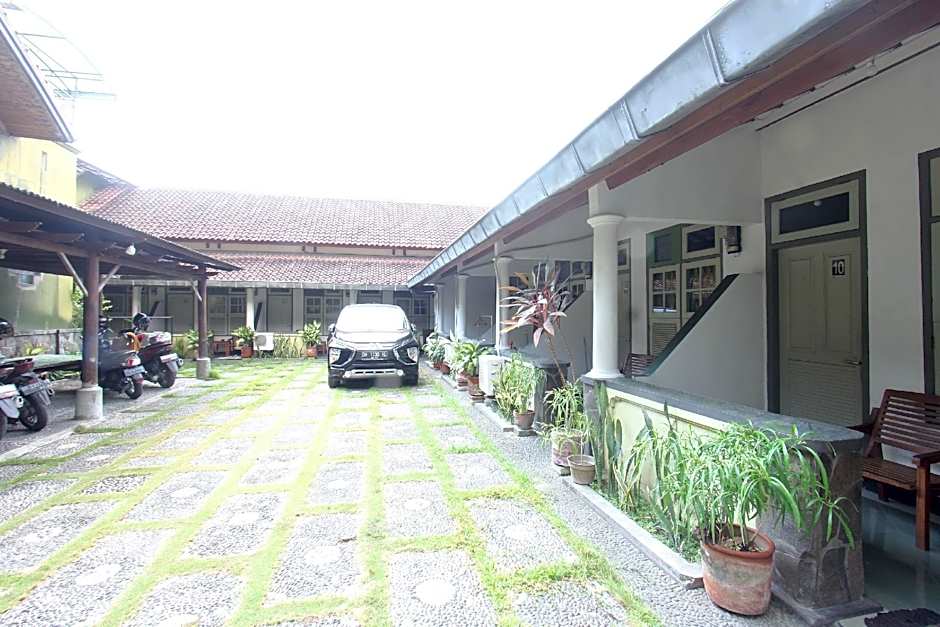 OYO Life 93247 Pondok Pariwisata