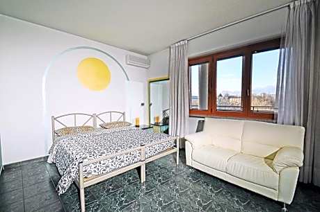 Premium Quadruple Room