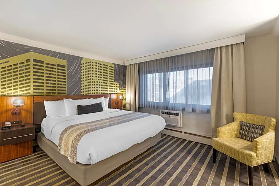 Best Western PLUS Milwaukee West